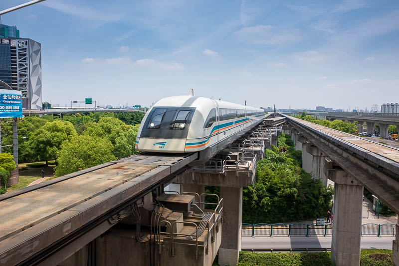 China-Shanghai-Maglev-Airport - The maglev update
