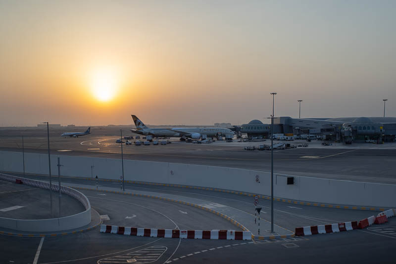 Abu Dhabi-Airport-Lounge-Etihad - The longest leg