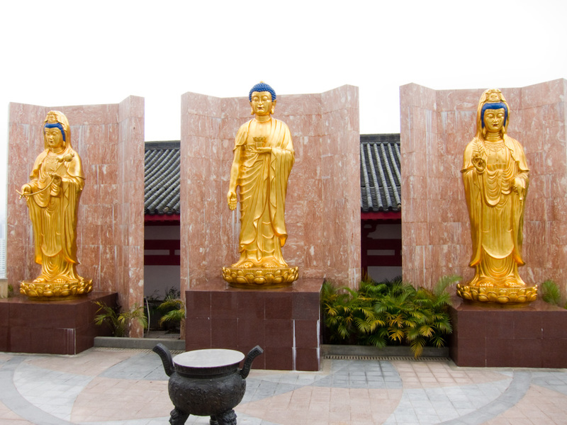 Hong Kong-Mong Kok-Sha Tin-Buddha - Various female buddhas.