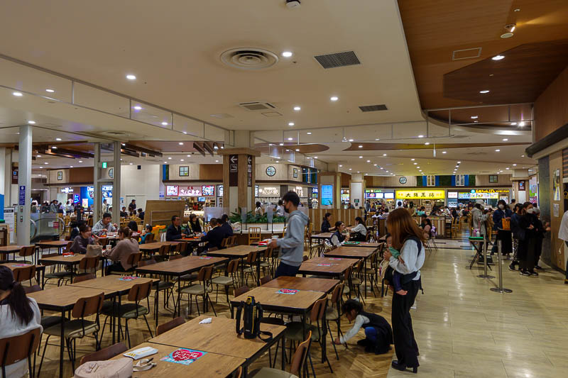 Japan-Hiroshima-Pasta-Mall - OMG a second food court. And it is cheaper than the one I ate at. Mistakes have been made. I have many regrets. Actually I recall last time I was here