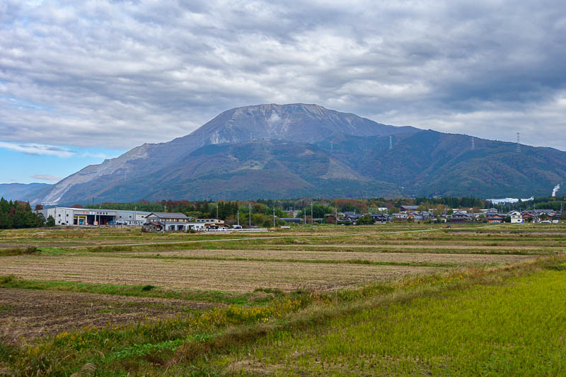 Japan for the 10th time (Finally!) - October and November 2023 - One last look at Mount Ibuki...