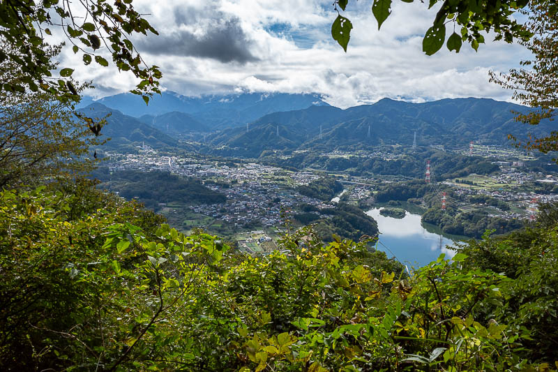 Japan-Tokyo-Takao-Hiking - Another view! This lake is not the same lake as I mentioned before.