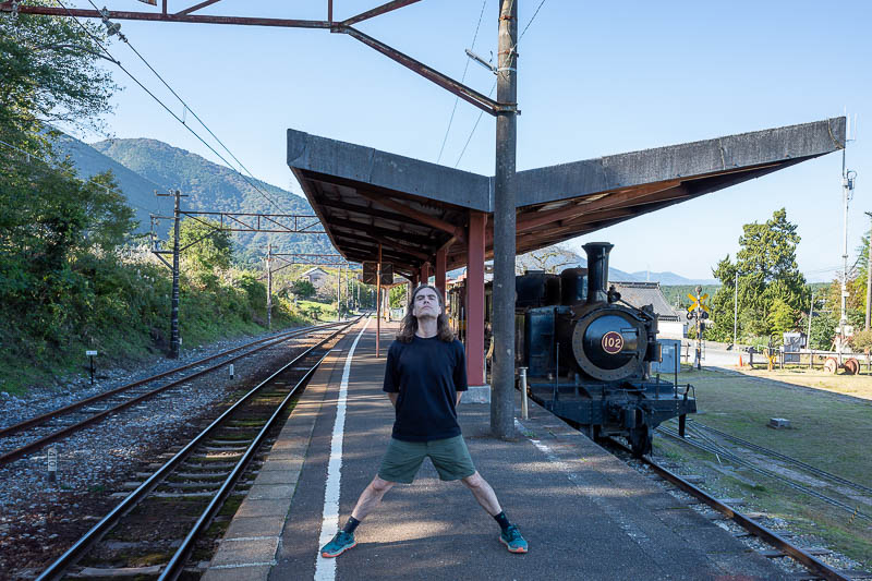 Japan-Nagoya-Fujiwaragatake-Hiking - And then I remembered, I did no selfie, and no stance...until now! REAL ULTIMATE POWER. Feel the stance. I held it for much longer than the self timer