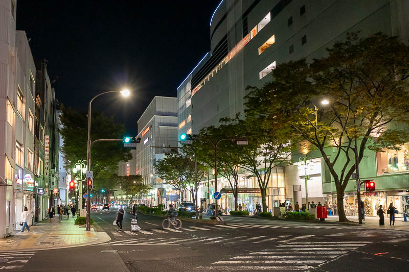 Japan-Nagoya-Sakae-Omurice - Now that the tower is dry