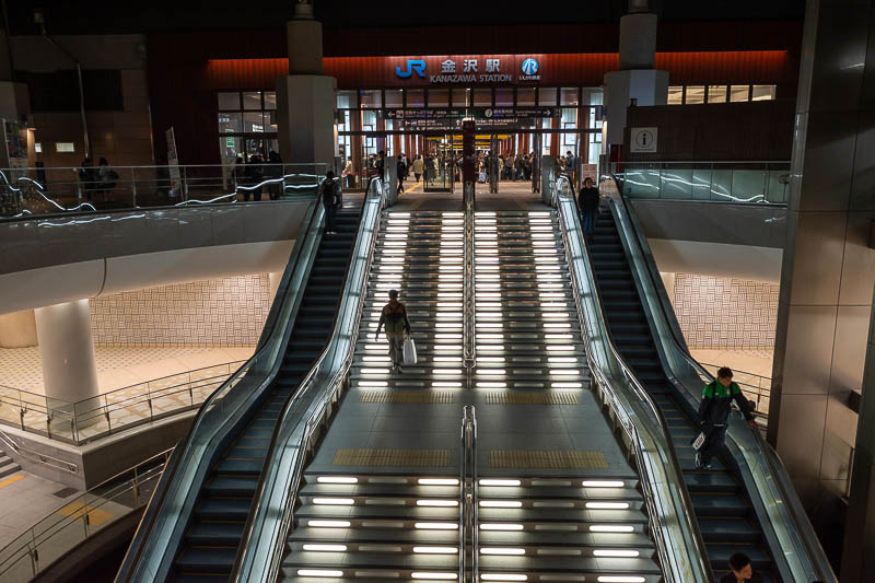 Back to Japan for the 11th time - October and November 2024 - The escalators coming up from the underground main station square have the very dangerous flat bit in the middle where the steps go flat. The temptati