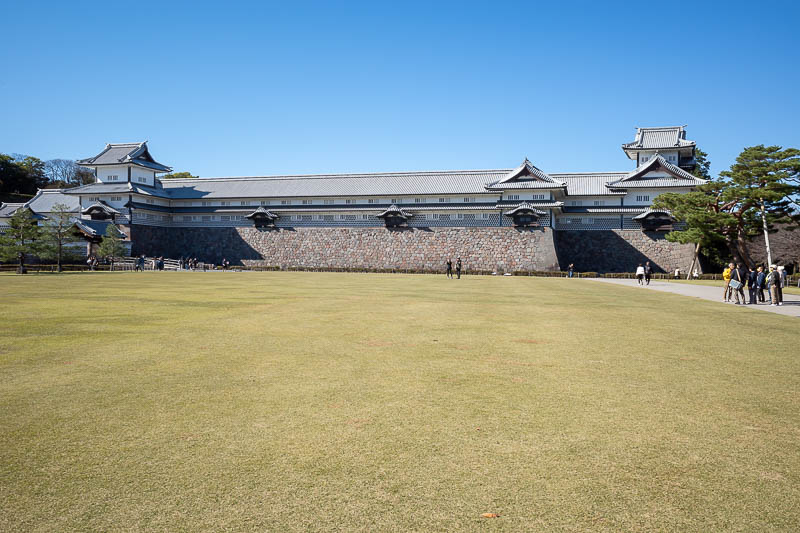 Back to Japan for the 11th time - October and November 2024 - The thing I most remembered from last time is this lawn. Seriously.