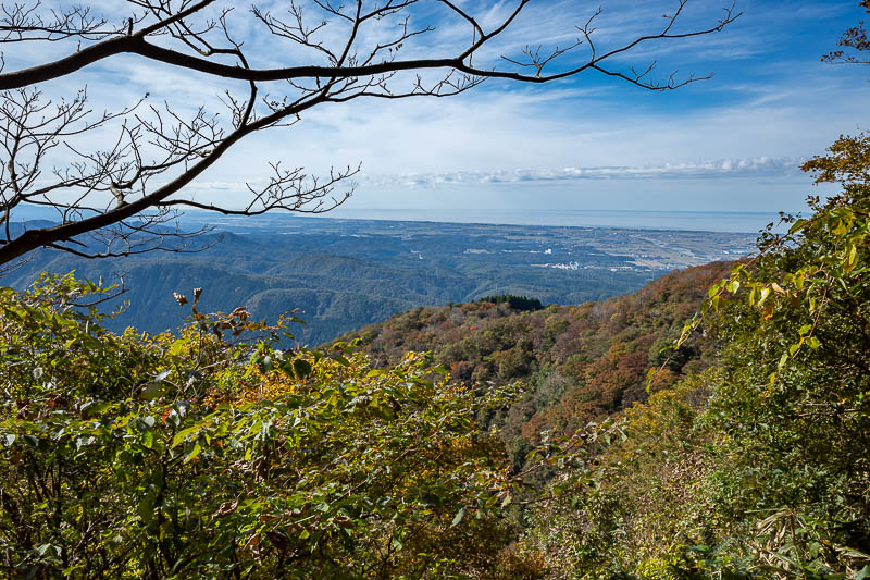 Japan-Kanazawa-Hiking-Mount Okushishiku - Great views and great clouds on the way down. This type of cloud makes for the best photos.