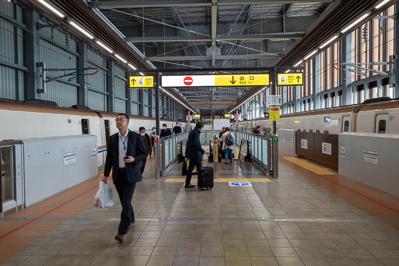 Japan-Fukui-Tokyo-Shinkansen - Bullet trains on either side.