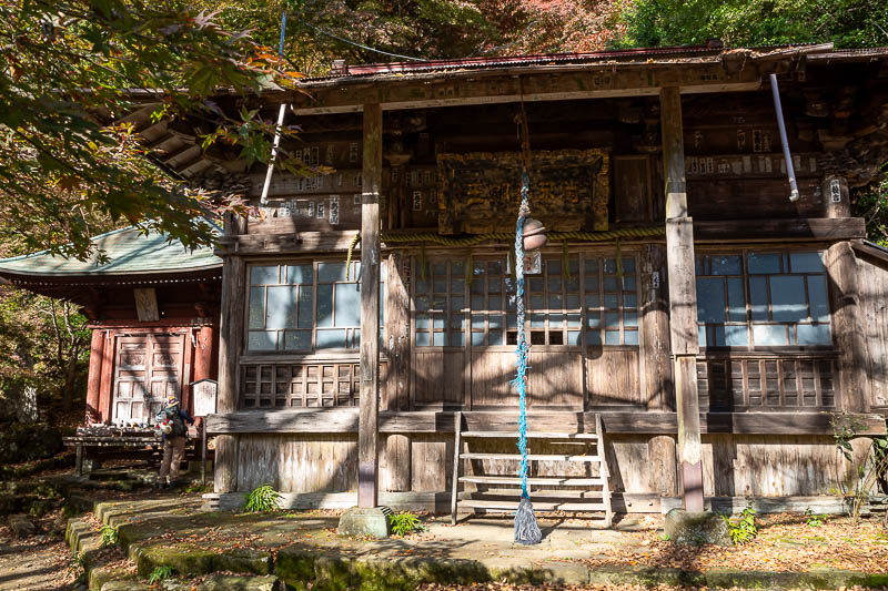 Japan-Tokyo-Hiking-Mount Oyama - First of many shrines. Somewhat abandoned.