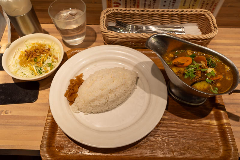 Japan-Tokyo-Ginza-Curry - And finally for my dinner, BEAN curry. Well that is what it translated to, but it is lentil based vegetarian curry, with extra salad on the side that 