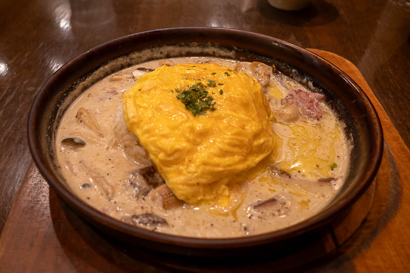 Japan-Tokyo-Rain - For my dinner, the seasonal omurice. Which means it comes with mushrooms. I believe I had the exact same seasonal special in the same place last time.