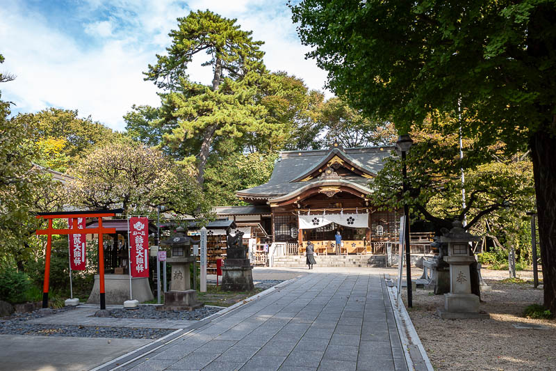 Japan-Tokyo-Jindai-Garden - The nearby temple had good toilets.