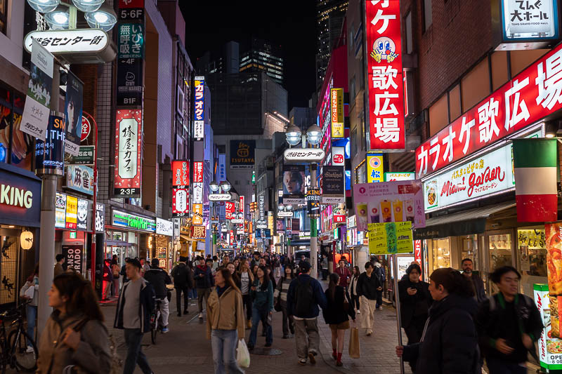 Japan-Tokyo-Shinjuku-Shibuya - Time to wave goodbye to Shibuya, it is always too busy to eat dinner in these places, I prefer some elbow room.