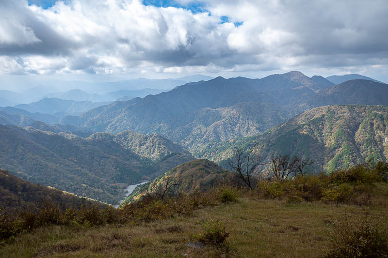 Japan-Tokyo-Hiking-Tonodake - Now it is time for a lot more view appreciation.
