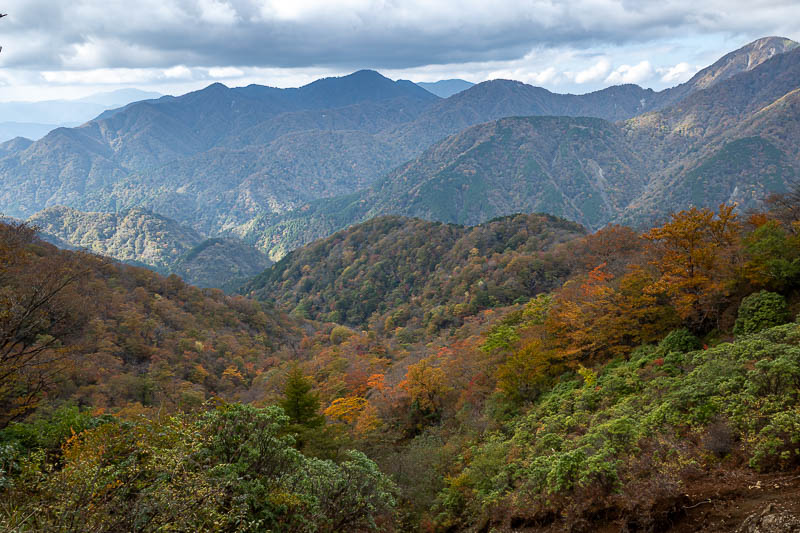 Japan-Tokyo-Hiking-Tonodake - But first more view.