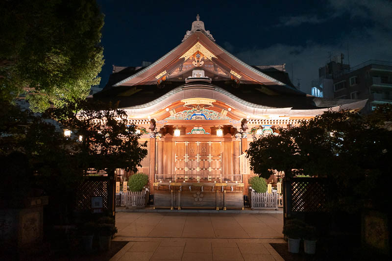 Japan-Tokyo-Soba-Okachimachi - NIGHT SHRINE!