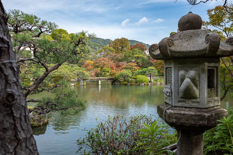 Japan-Kobe-Garden-Bridge - Nice views all around the lake.