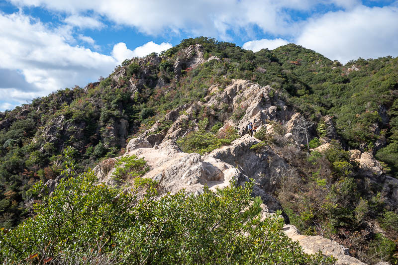 Japan-Kobe-Hiking-Higashiyama - There were a lot of other people along this section, today is a national holiday, culture day.