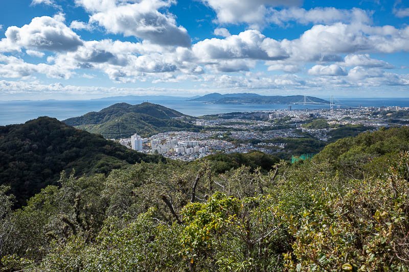 Japan-Kobe-Hiking-Higashiyama - Did I actually take the same photo twice? Too late now, I already exported it.