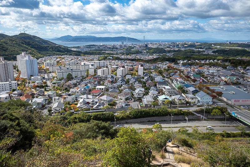 Japan-Kobe-Hiking-Higashiyama - Yes, this hike goes through some apartment buildings, mid hike.