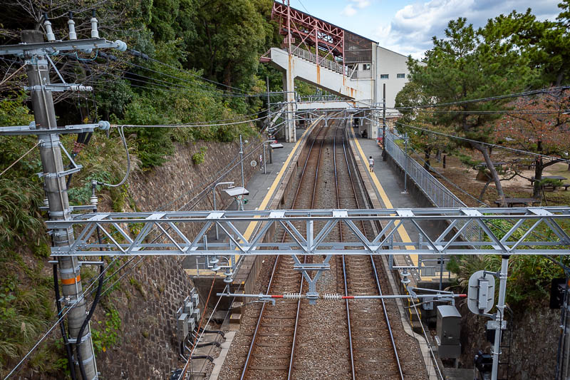 Japan-Kobe-Hiking-Higashiyama - And then after not too long at all, I was back at Sumaurakoen station, which is both a train and a cable car station. Since I was back early enough, I