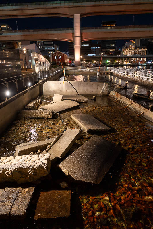 Japan-Kobe-Harborland - Here is the earthquake memorial.