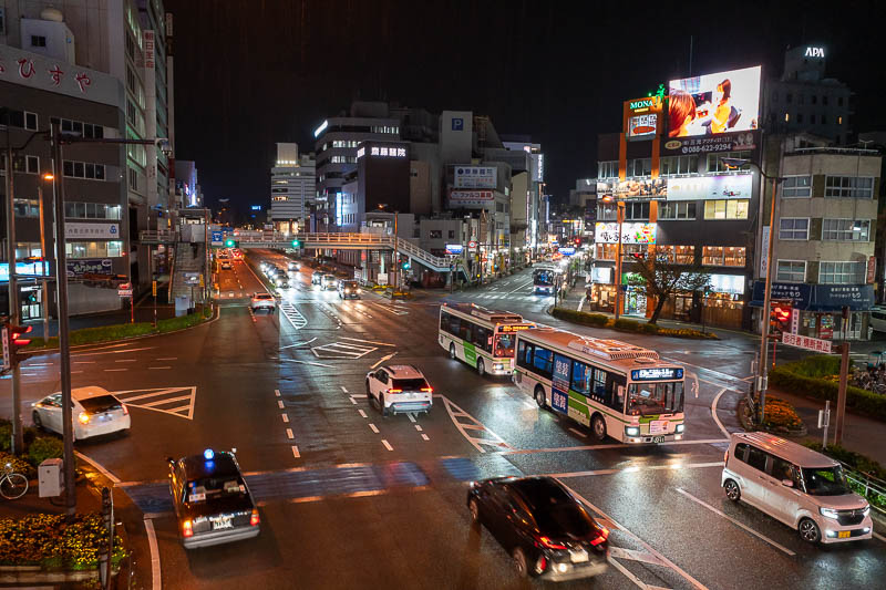 Trip 13 to Japan - October and November 2025 - A lot of overpasses provide good photo opportunities.