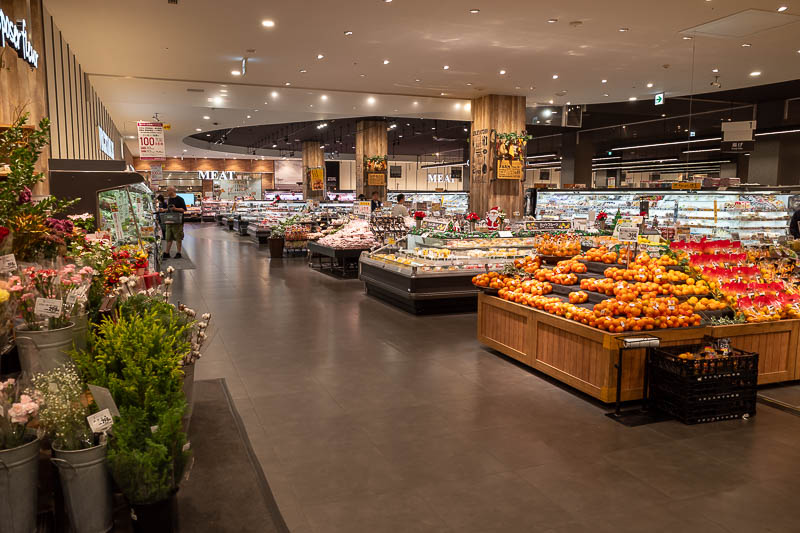 Japan-Tokushima-Mall-Pasta - I entered the Aeon mall through the Aeon supermarket.