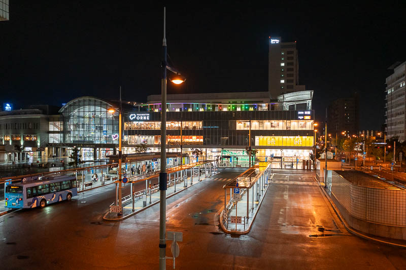 Japan-Takamatsu-Station-Soba - Damp reflections