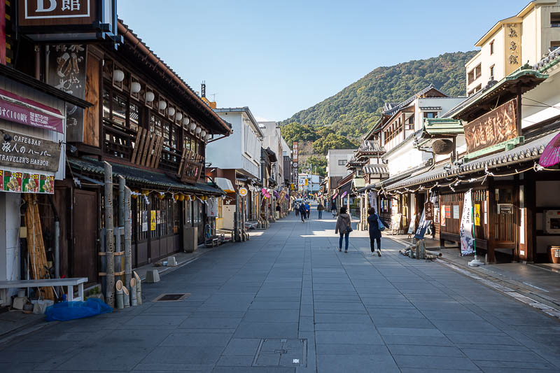 Japan-Takamatsu-Hiking-Kotohira - The path up to the start of the staircase is a tourist extravaganza.