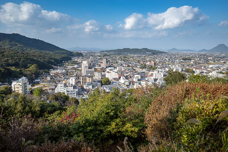 Japan-Takamatsu-Hiking-Kotohira - Behold, the rather large city of Kotohira.