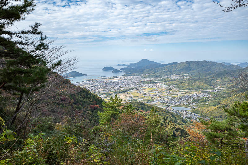 Japan-Takamatsu-Hiking-Mount Inazumi - Redundant view.