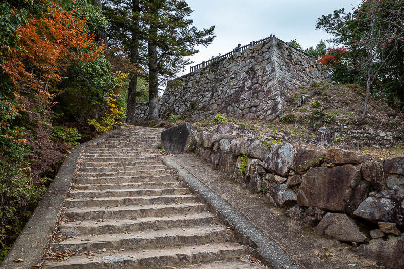 Japan-Okayama-Castle-Hiking - Approaching the destroyed lower castle.