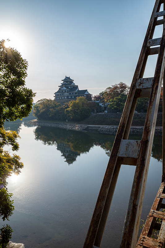 Trip 13 to Japan - October and November 2025 - The garden is right across from the castle, there is the castle.