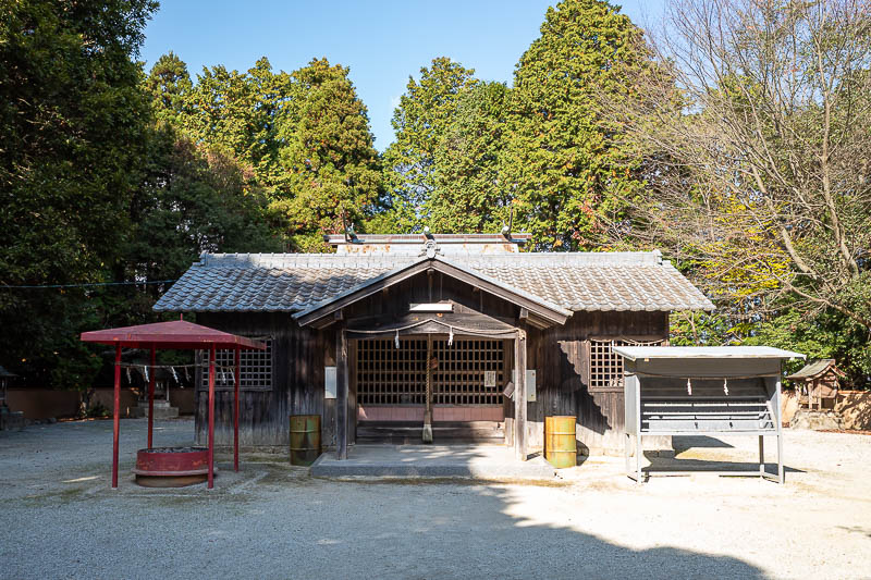 Trip 13 to Japan - October and November 2025 - Not far from the comms tower, down the road, is the shrine area. 44 gallon drums are an interesting addition.
