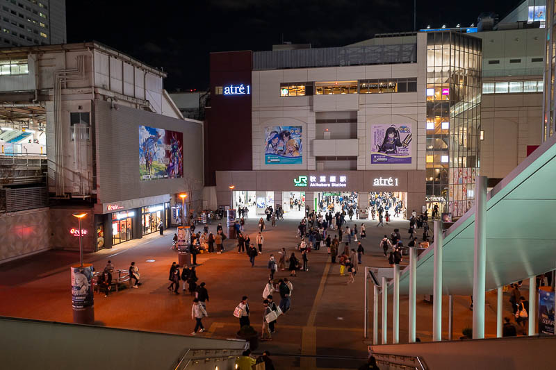 Japan-Tokyo-Ueno-Tempura - I turned back here, otherwise I would have been rows deep in over excited tourists buying fluffy toys.