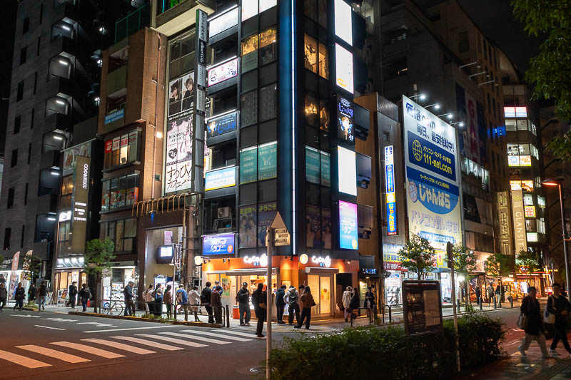 Japan-Tokyo-Ueno-Tempura - Instead I snuck through the back streets. Apparently snuck is not a word?