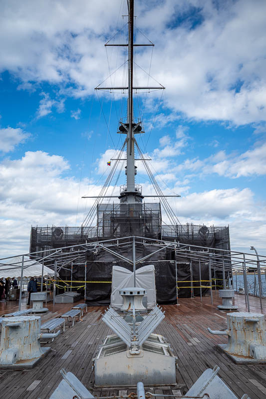 Japan-Tokyo-Yokosuka-Museum - There were a couple of other people onboard as well as the workers, but there were also plenty of opportunities for photos with no other people.