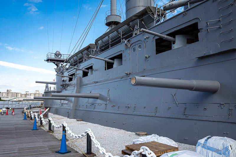 Japan-Tokyo-Yokosuka-Museum - Once I got off again I realised it is not actually floating. It is not really a ship anymore.