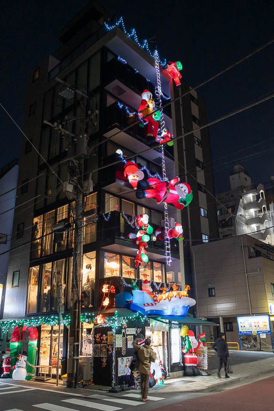 Japan-Tokyo-Skytree - They take xmas decorations seriously here. The bottom levels are shops of some kind, but above that I think is peoples homes.