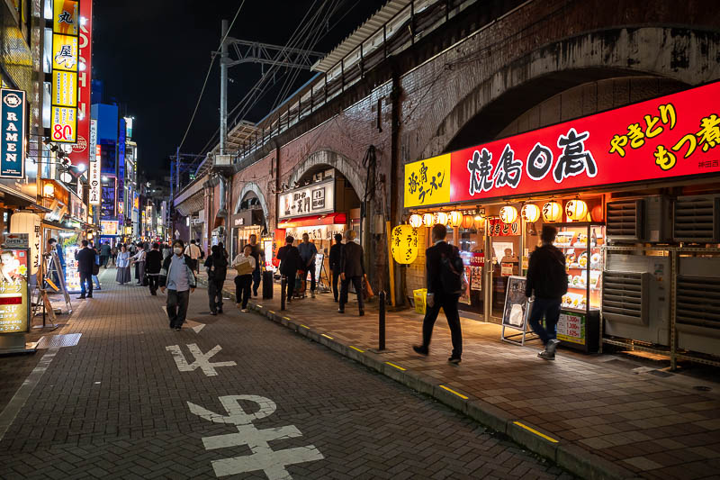 Japan-Tokyo-Kanda-Ramen - Dry roads are back