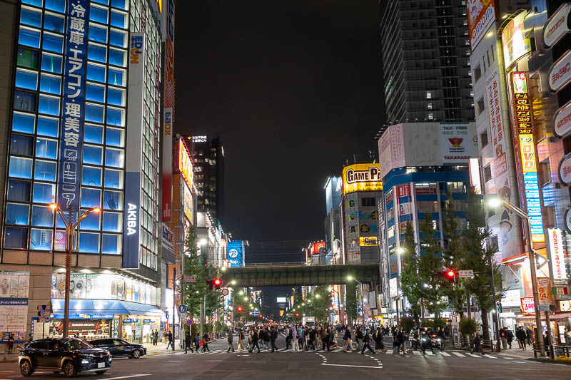 Japan-Tokyo-Kanda-Ramen - Skirting around the edges.