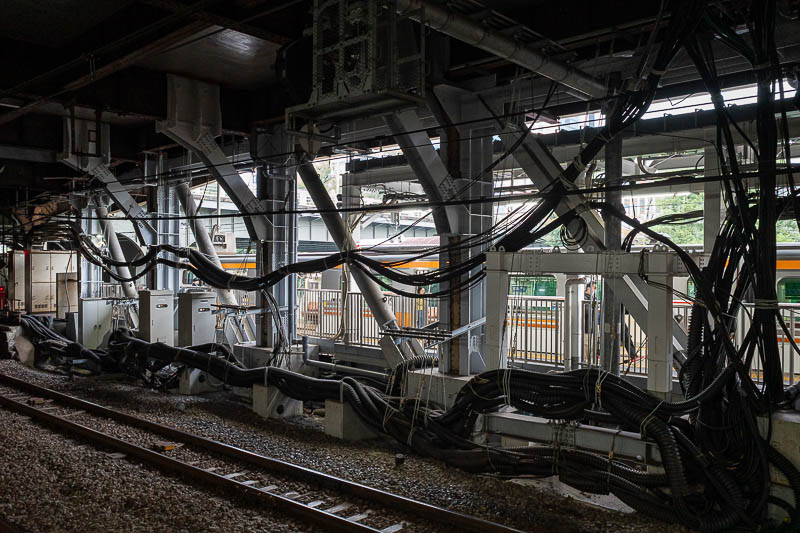 Japan-Tokyo-Hiking-Mitake-Hinodesan - I started my journey from Ochanomizu station on the Chuo Okutama special rapid weekend service. There is a reason I stay on the Chuo line. This statio