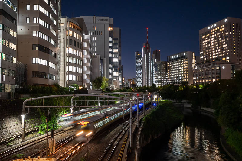 Japan-Tokyo-Ueno-Okachimachi - Testing out the handheld IBIS in my camera. Yep, works great, 1/4 of a second.
