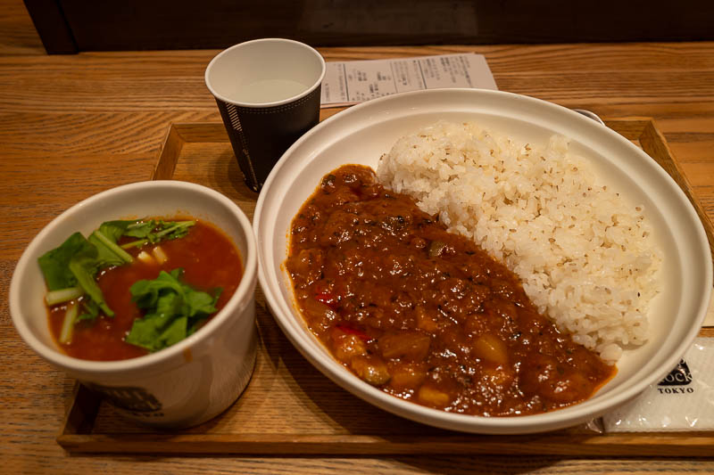 Japan-Tokyo-Ueno-Okachimachi - And not going to the Yodobashi food court turned out to be fortuitous, because I found Tokyo Soup Stock, one of my favourites. I got the curry soup co
