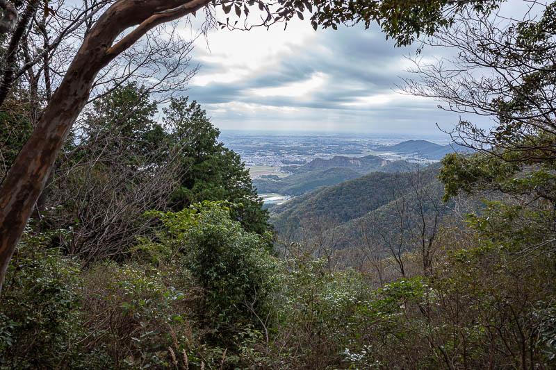 Japan-Tokyo-Hiking-Iwafuneyama-Koishiyama - It got darker as the day went on.