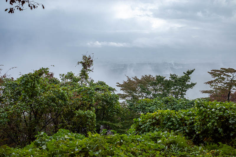 Japan-Niigata-Hiking-Bodaijiyama - The back of the storm.