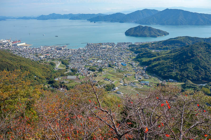 Japan-Hiroshima-Hiking-Kawajiri-Norosan - Once I rounded a bend and spotted the town, I realised I still had quite a way to go, so I jogged the rest of the way. The view remained amazing.