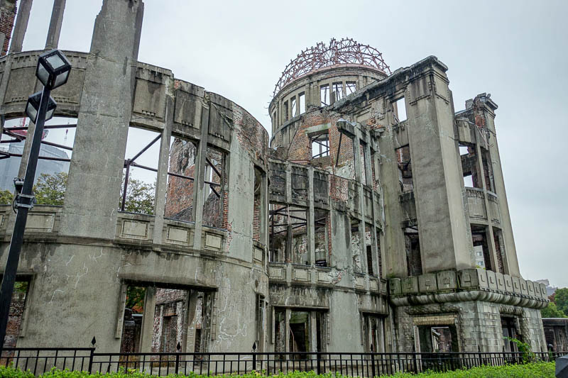 Japan-Hiroshima-Castle-Rain-Memorial - Place looks like a bomb hit it.