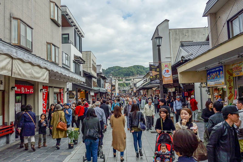 Japan-Fukuoka-Hiking-Mount Homan-Dazaifu - Back where I started and the shopping street is now a hive of activity.